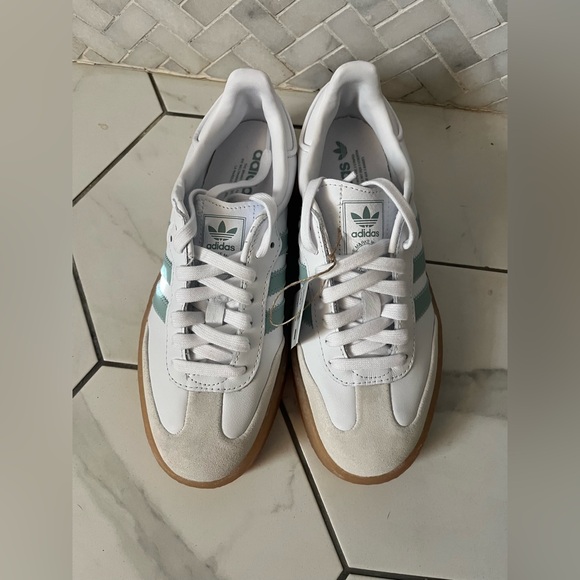 Adidas Women’s Samba White and Teal Sneakers with Gum Sole - Picture 3 of 9